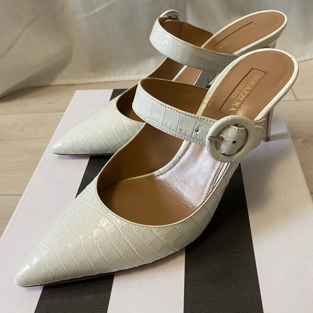 Aquazzura Blossom Croc-Effect Leather White Pumps
